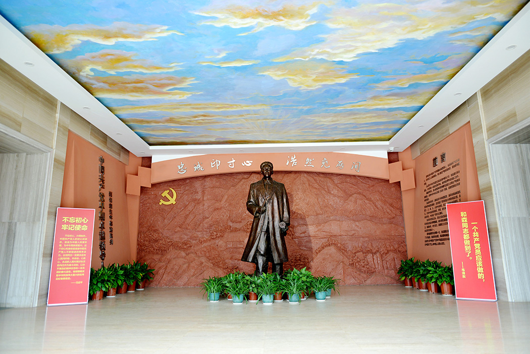蔡和森纪念馆展厅.jpg